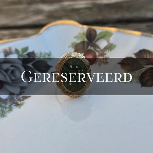 Vintage 14k gouden ring gesneden jade bloemen