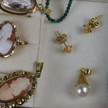 Vintage 14k gouden oorstekers zeeuws knoopje