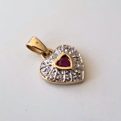Vintage 8k gouden hanger hartje met robijn en diamantjes