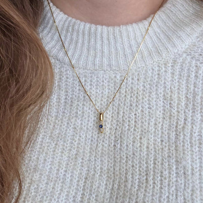 Vintage 14k gouden hanger met saffier en diamant