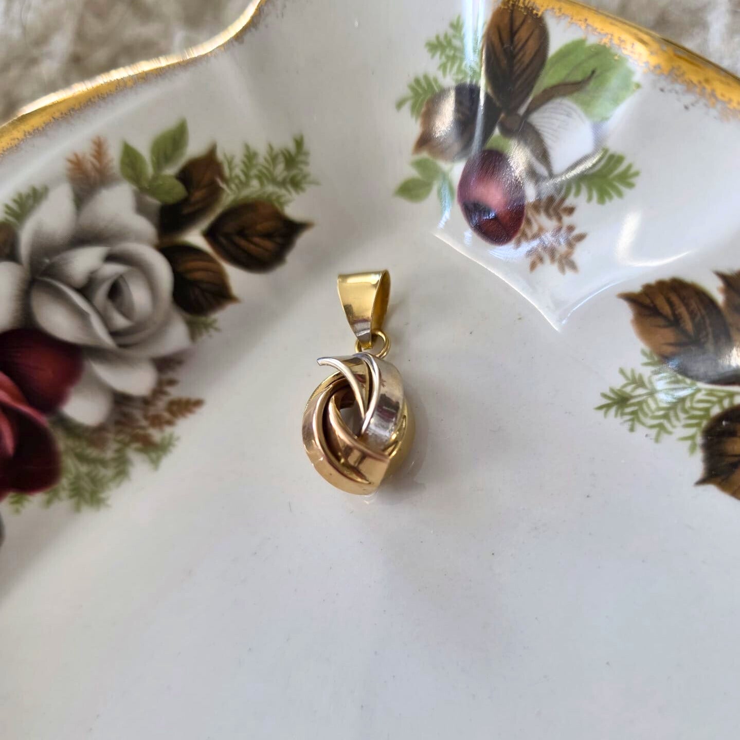 Vintage 18k gouden hanger tricolor