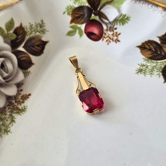 Vintage 14k gouden hanger met rode steen