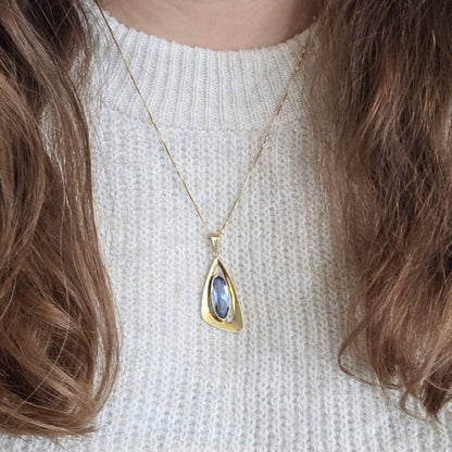 Vintage 14k gold pendant with topaz abstract