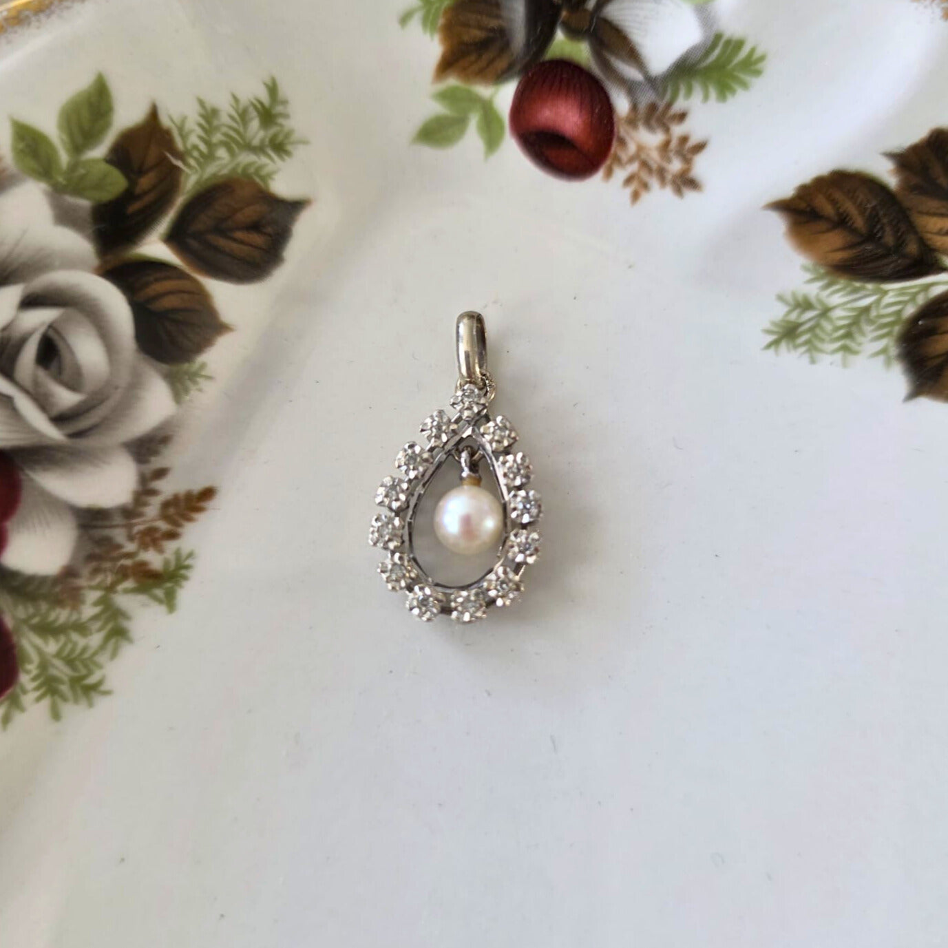 Vintage 14k wit gouden hanger met parel en diamant