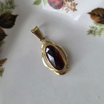 Vintage 14k gouden hanger met granaat
