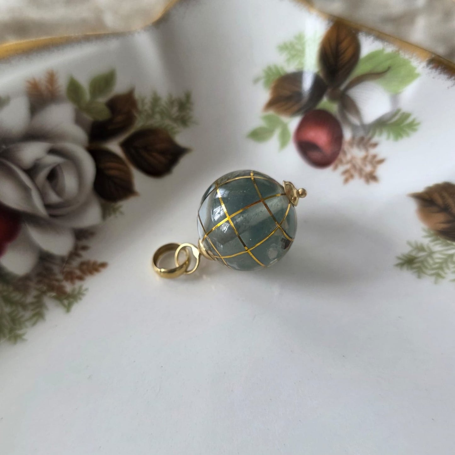 Vintage 18k gouden hanger wereldbol