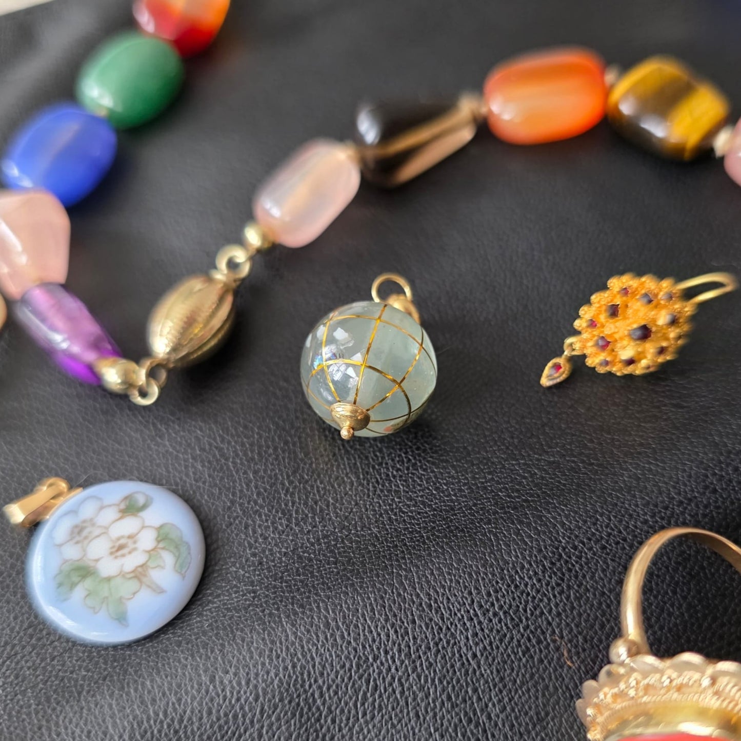 Vintage 18k gouden hanger wereldbol