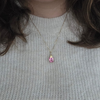 Vintage 14k gouden hanger met roze steen