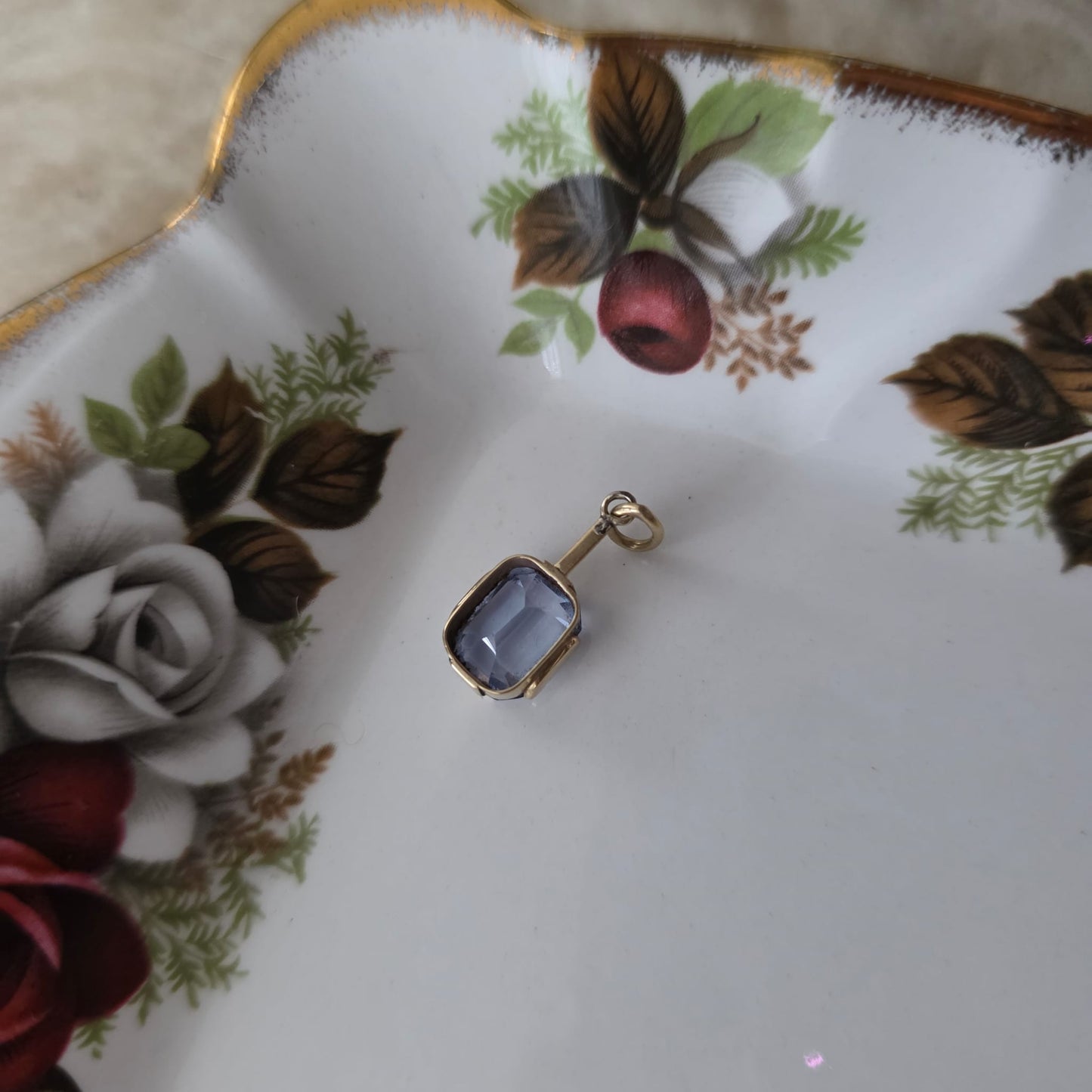 Vintage 14k gouden hanger met topaas