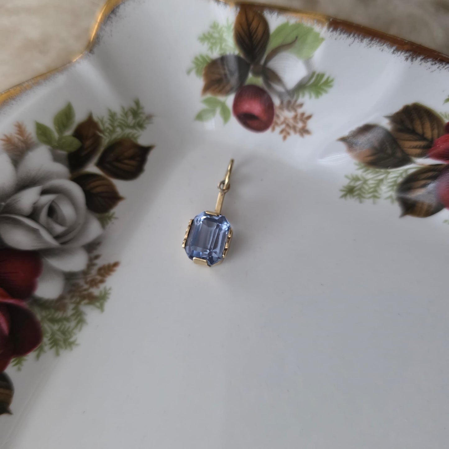 Vintage 14k gouden hanger met topaas