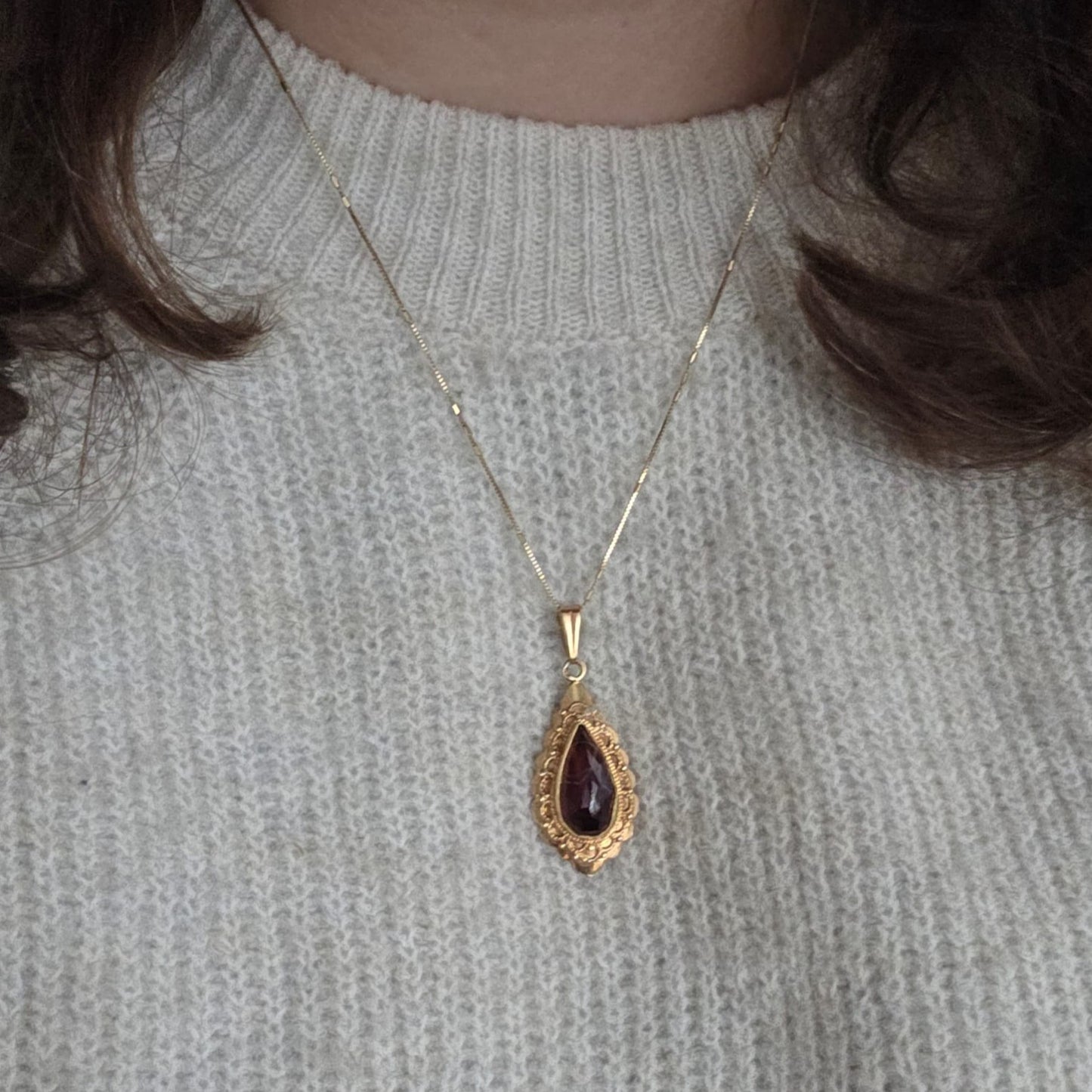 Vintage 14k gouden hanger met granaat