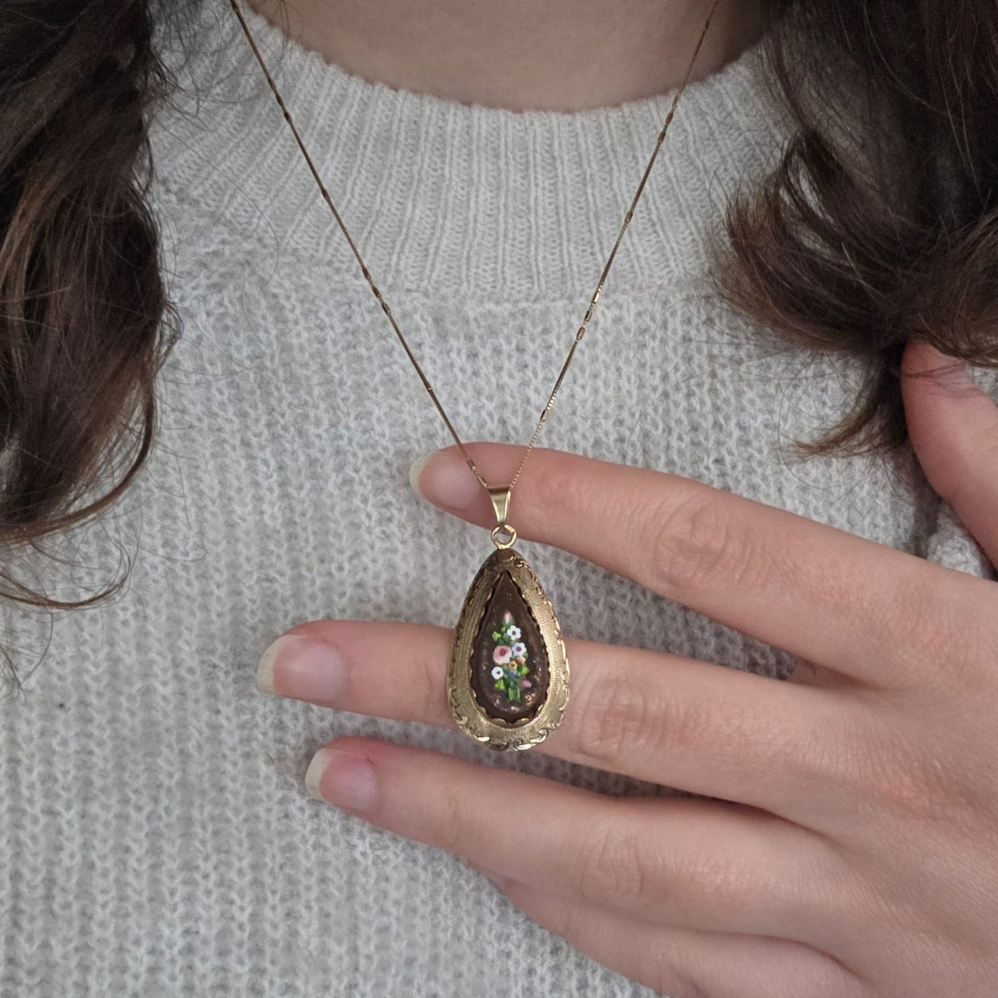 Antieke 14k gouden hanger met goudsteen en micromozaïek