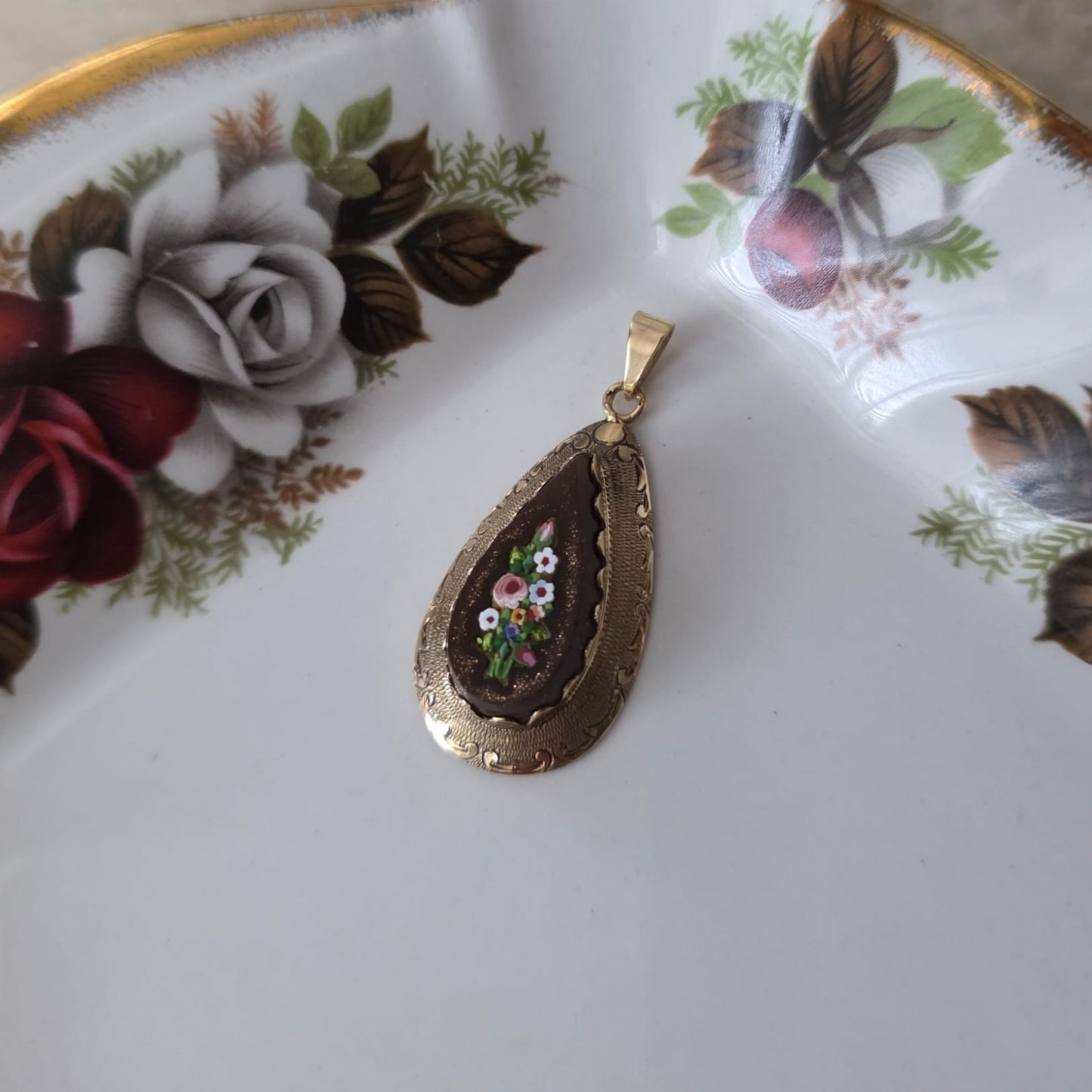 Antieke 14k gouden hanger met goudsteen en micromozaïek