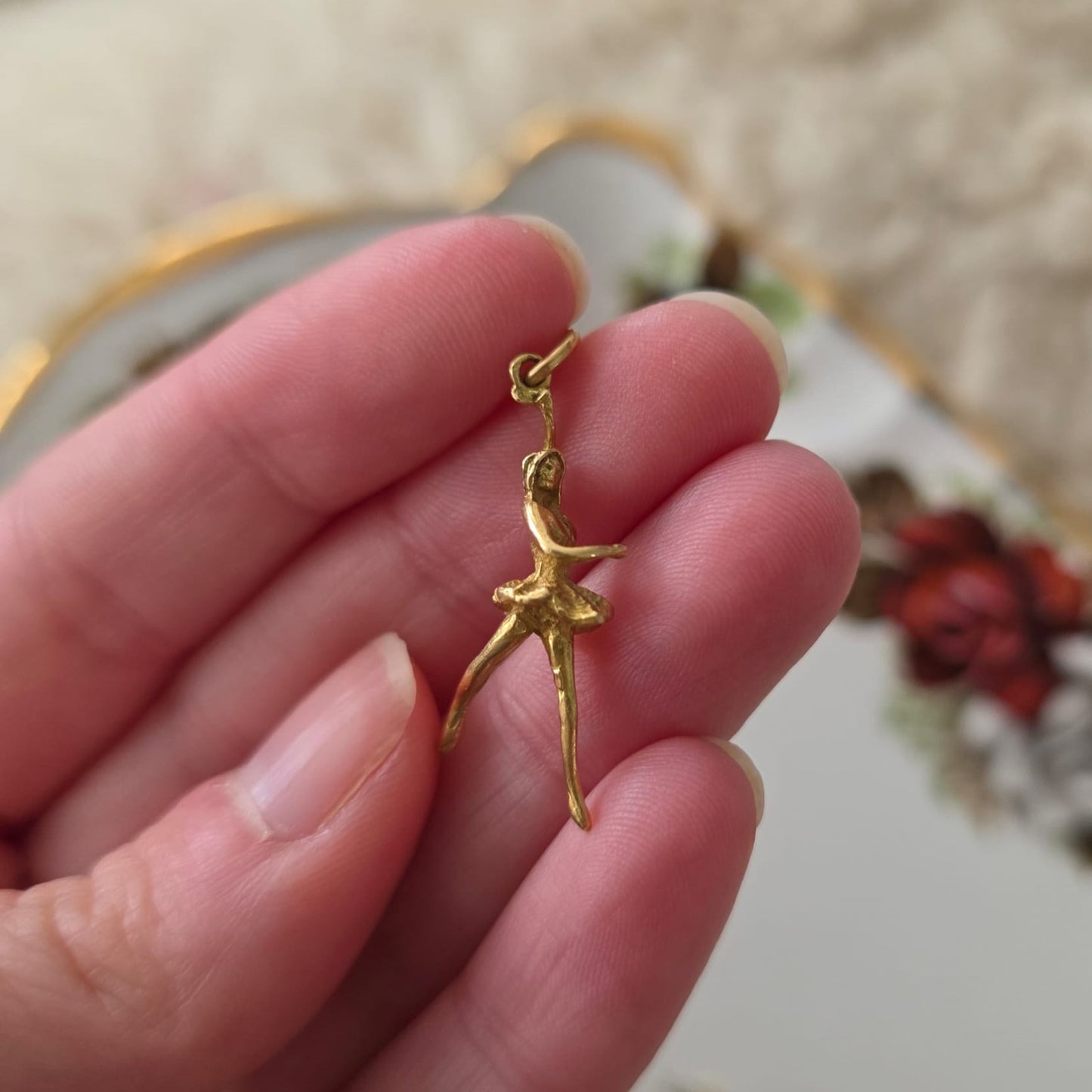 Vintage 18k gouden hanger danseres