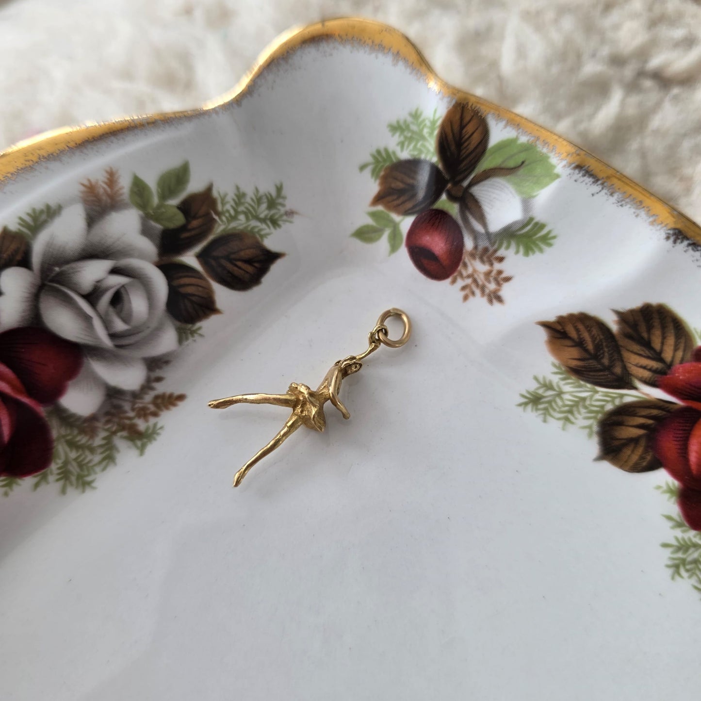Vintage 18k gouden hanger danseres