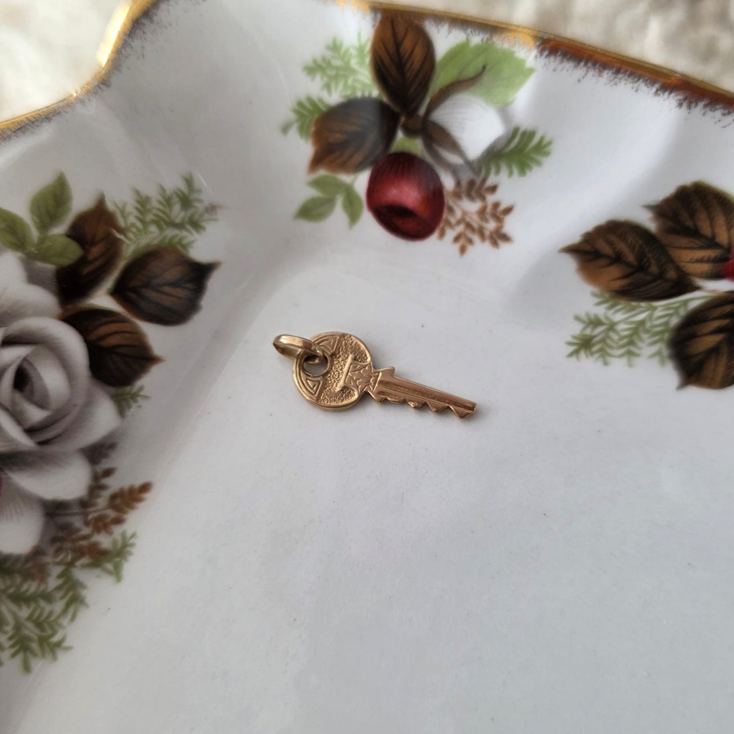 Vintage 18k gouden hanger sleutel