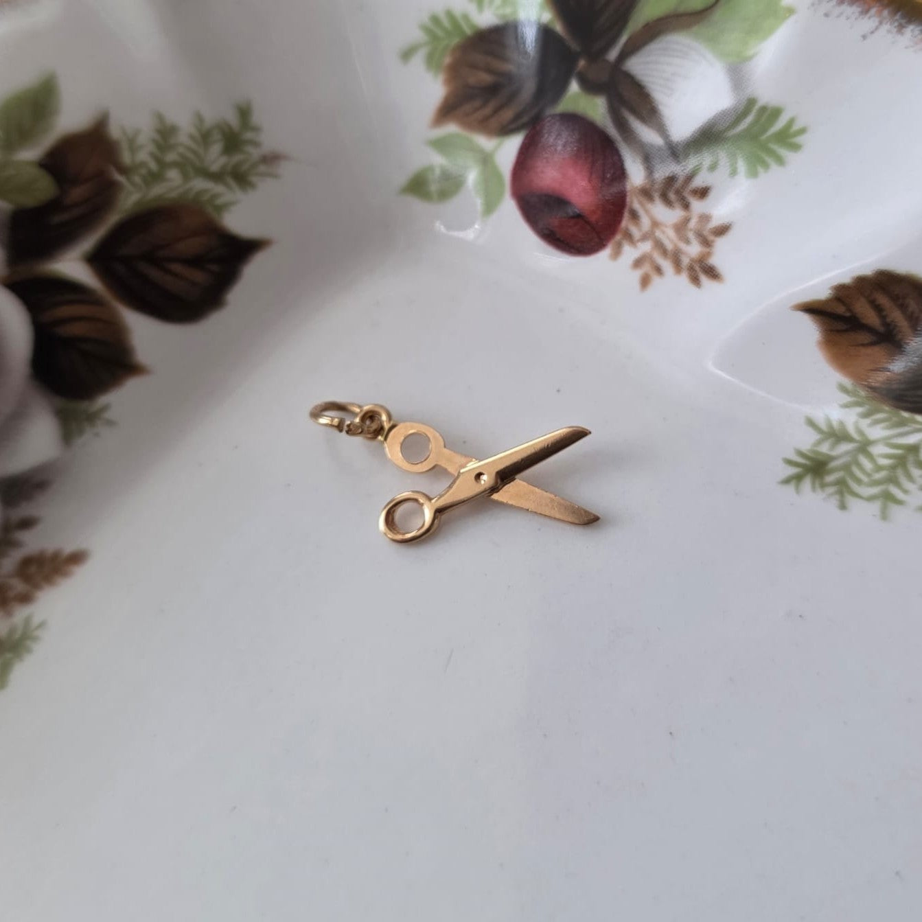 Vintage 18k gouden hanger schaar