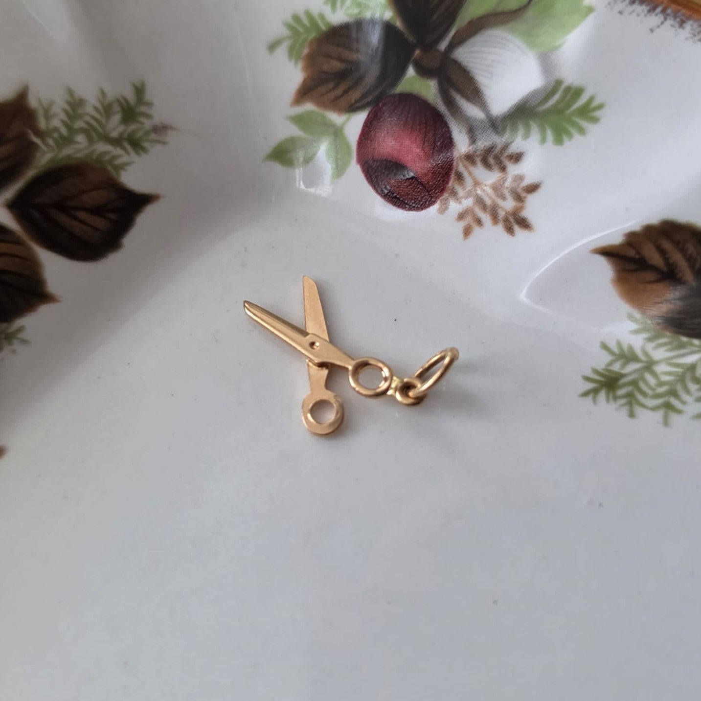 Vintage 18k gouden hanger schaar