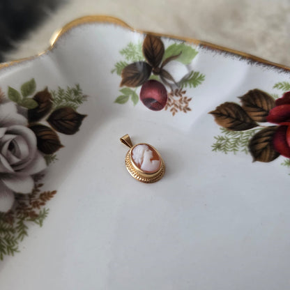 Vintage 18k gouden hanger camee