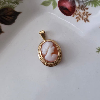 Vintage 18k gouden hanger camee
