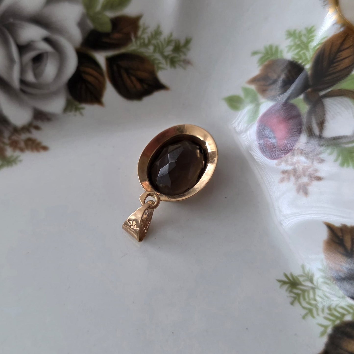 Vintage 18k gouden hanger rookkwarts