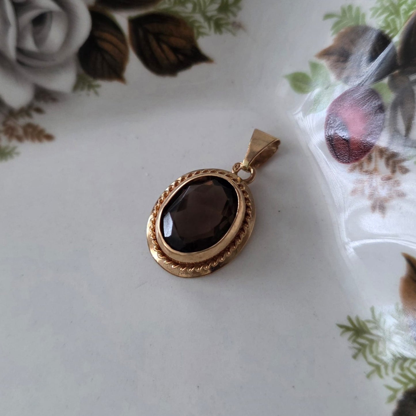 Vintage 18k gouden hanger rookkwarts