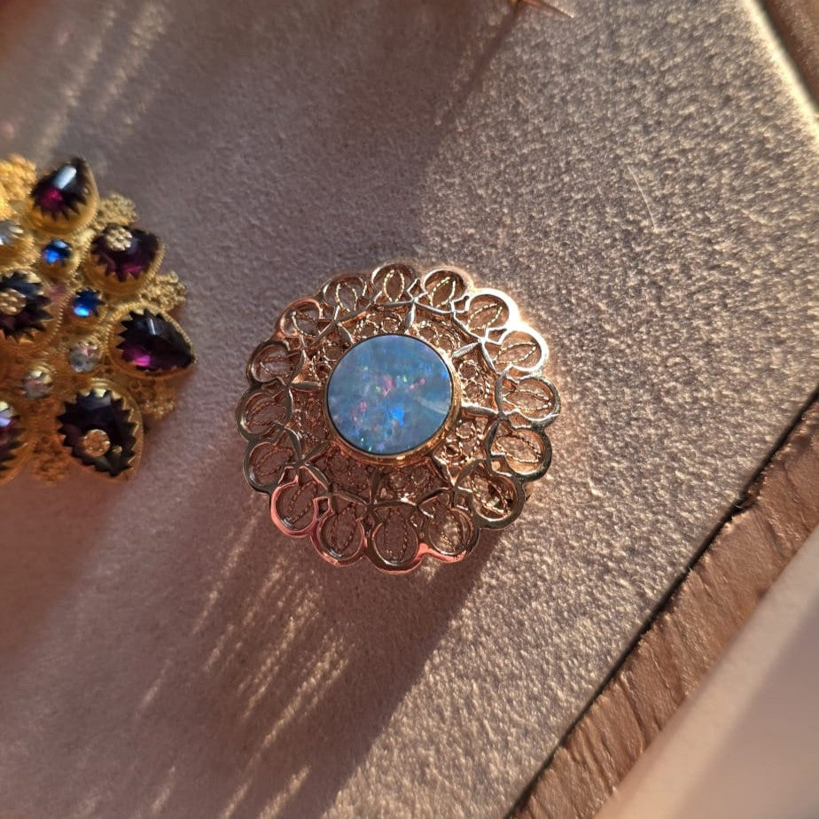 Vintage 14k broche opaal