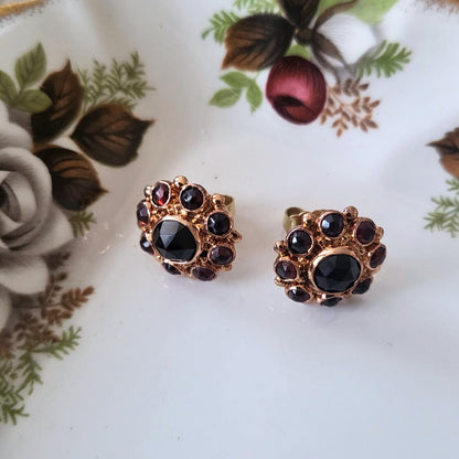 Vintage 14k rosé gouden oorstekers granaat entourage