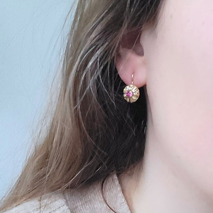 Vintage 14k gouden roze bloem dormeuse