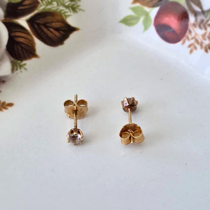 Vintage 14k gouden oorstekers kwarts