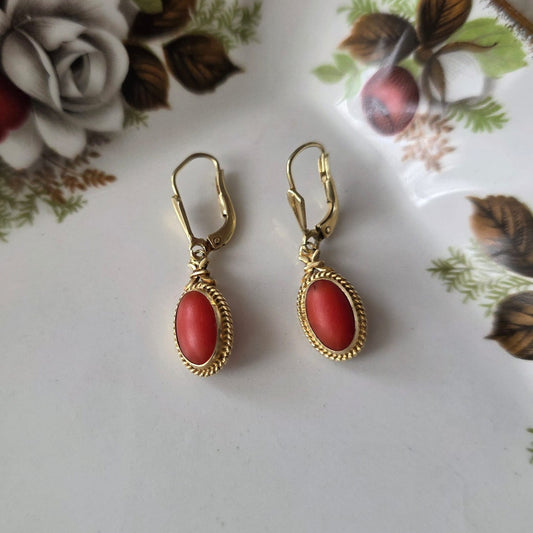 Vintage 14k gouden oorhangers bloedkoraal dormeuse