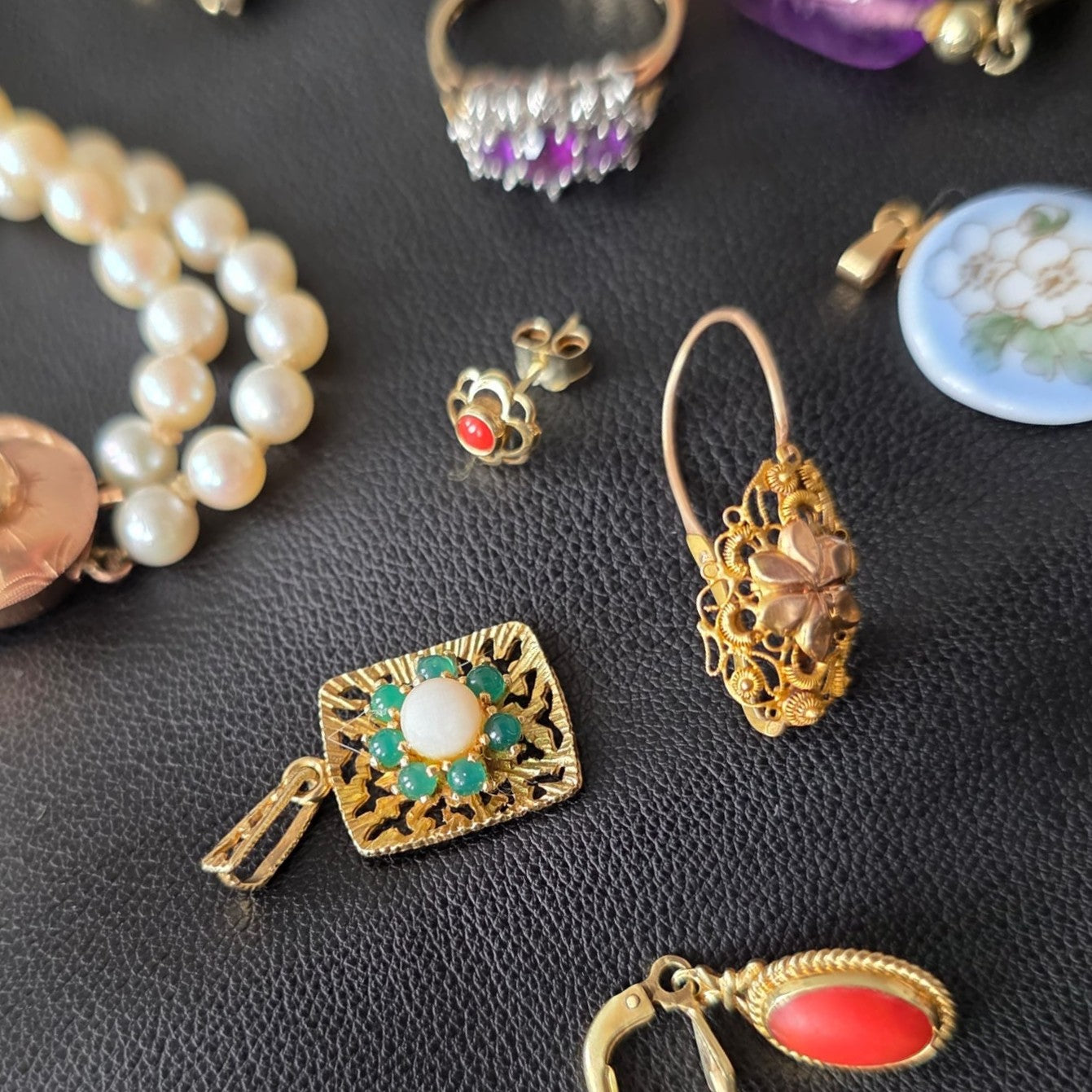 Antieke 14k gouden oorhangers filigraan klederdracht