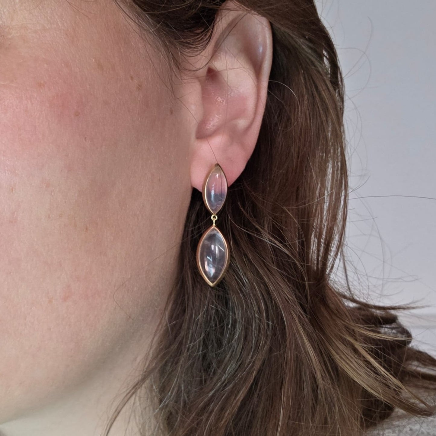 Vintage 14k gold garnet earrings