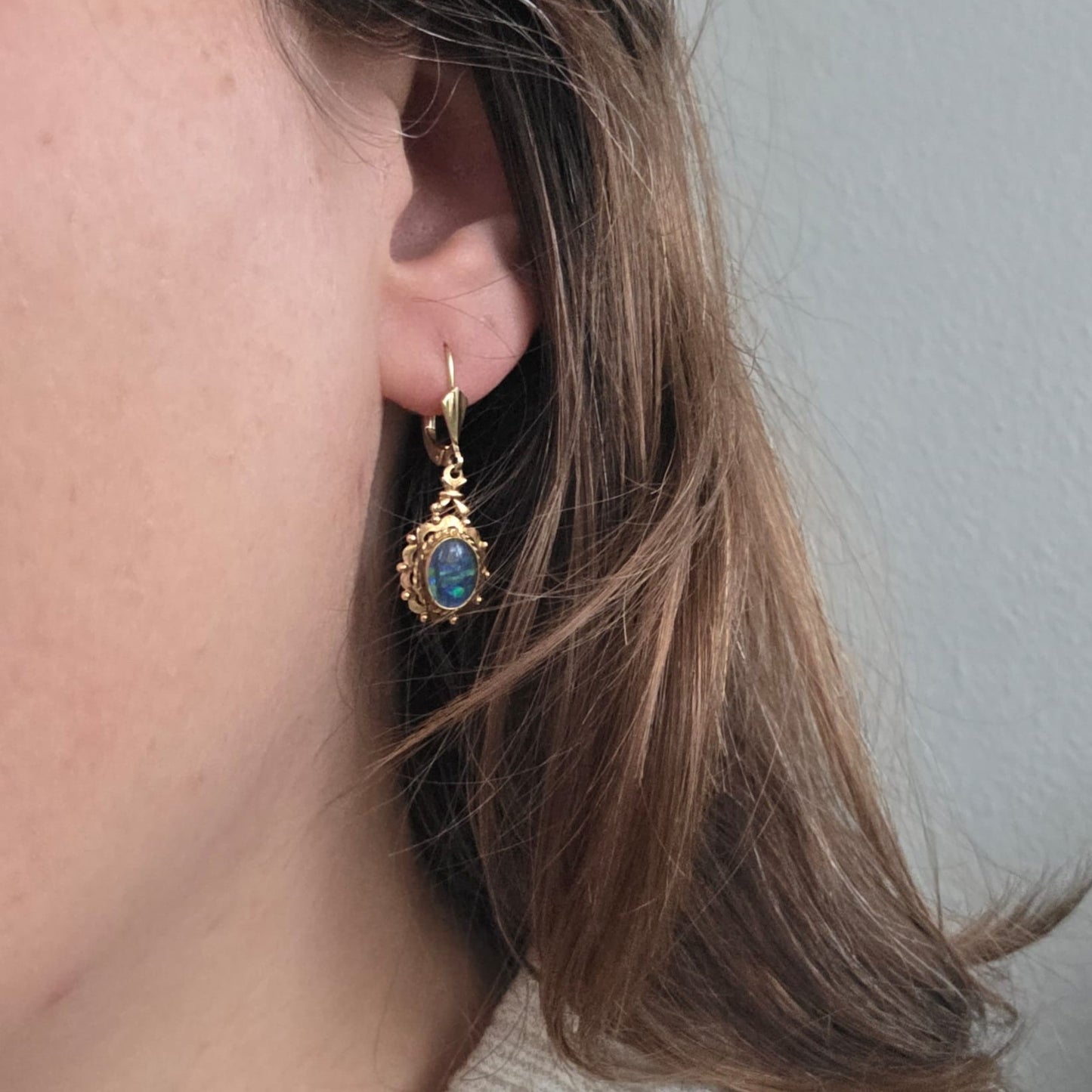 Vintage 14k gouden oorhangers opaal