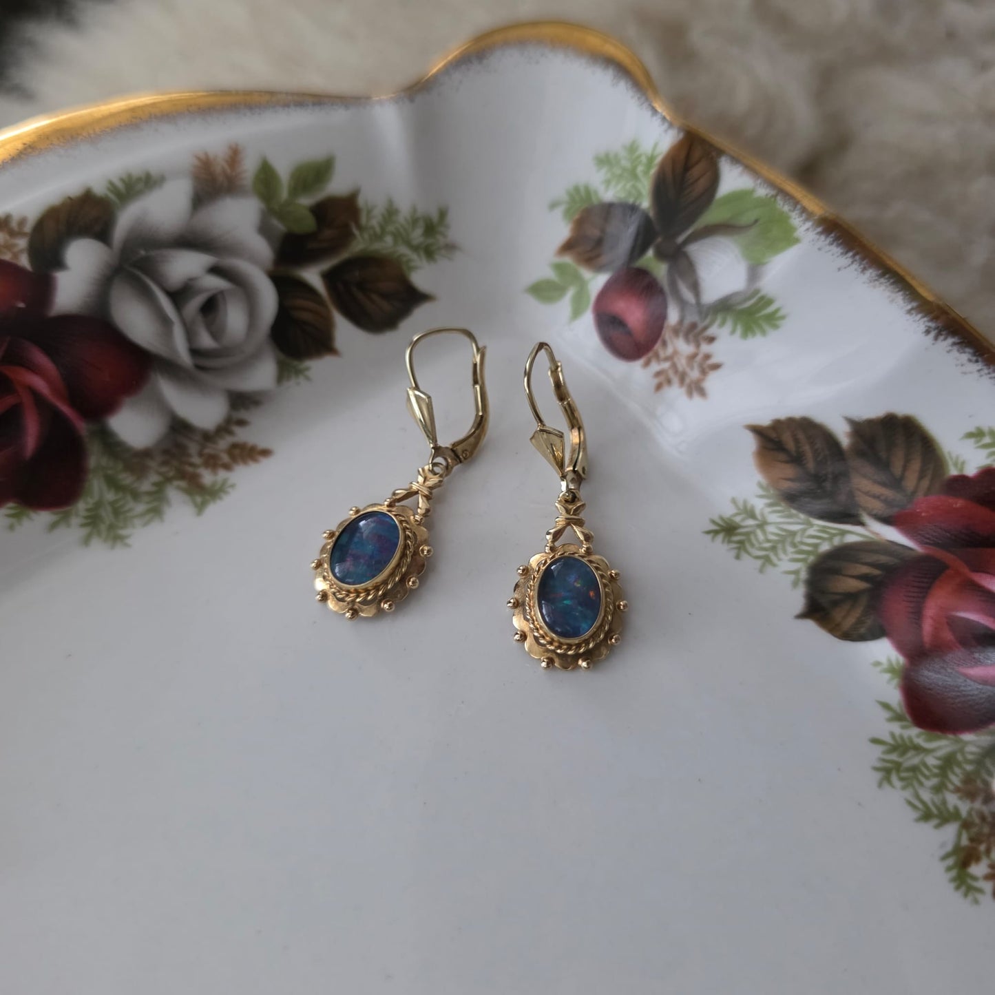 Vintage 14k gouden oorhangers opaal