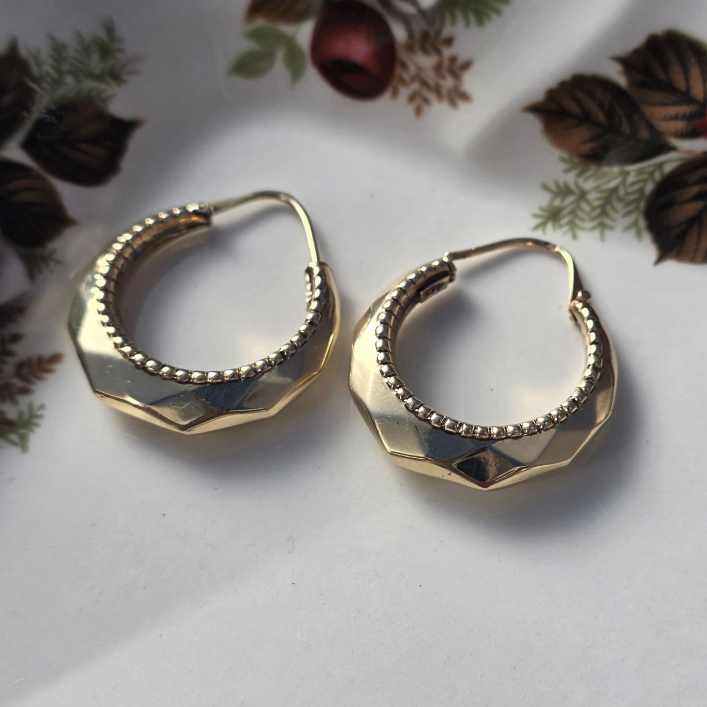 Vintage 14k gouden creolen versierd