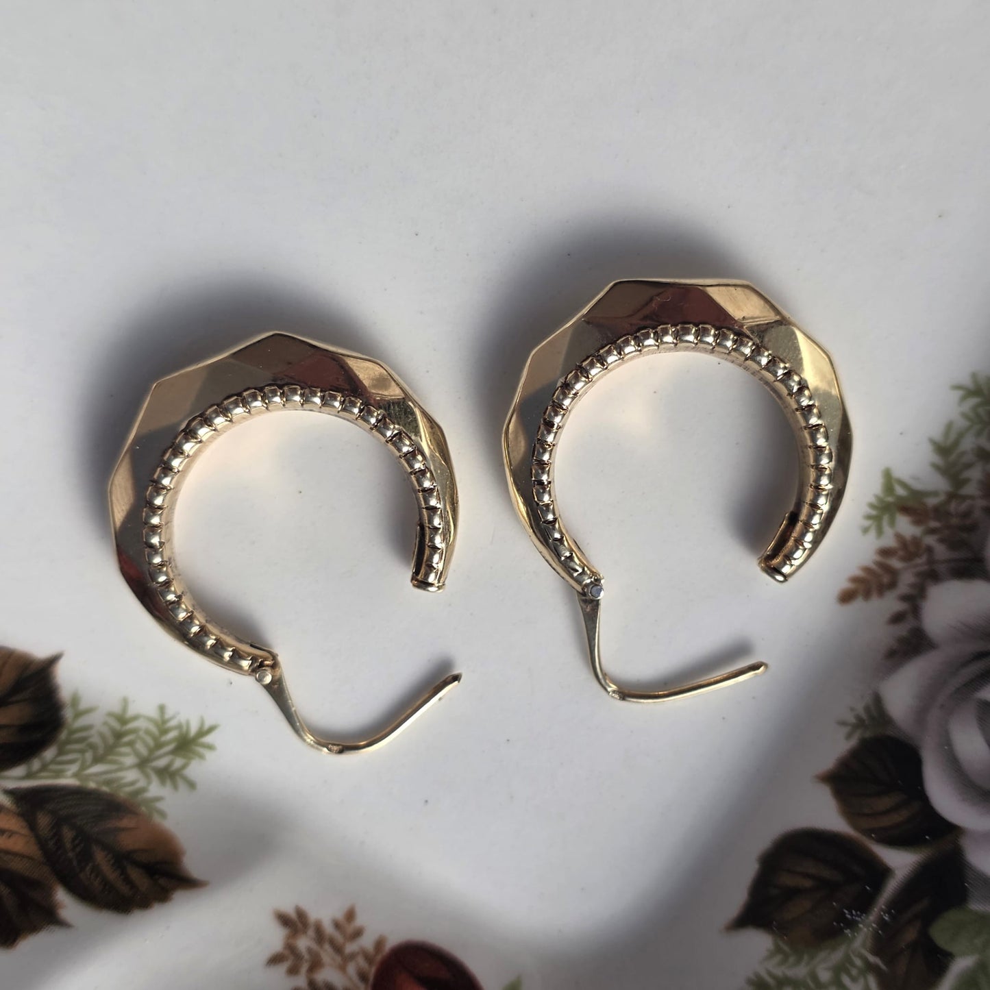 Vintage 14k gouden creolen versierd