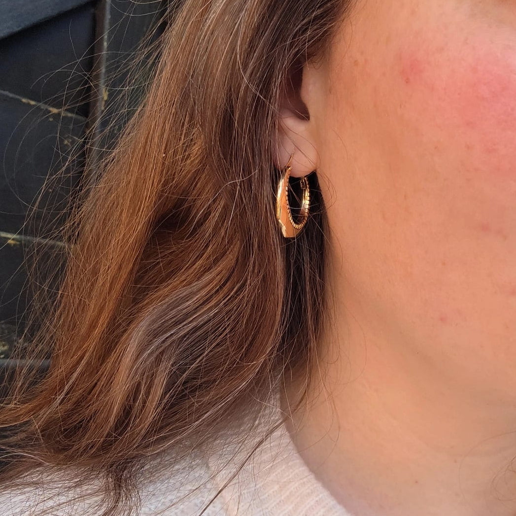 Vintage 14k gouden creolen versierd
