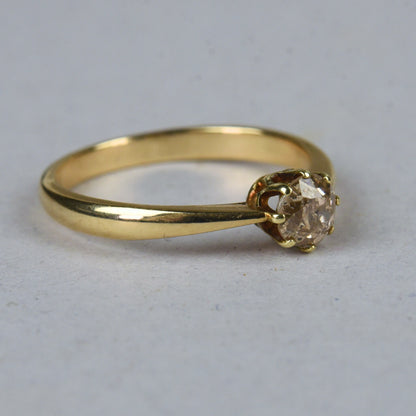 Antieke 14k gouden ring met oud Europees geslepen diamant