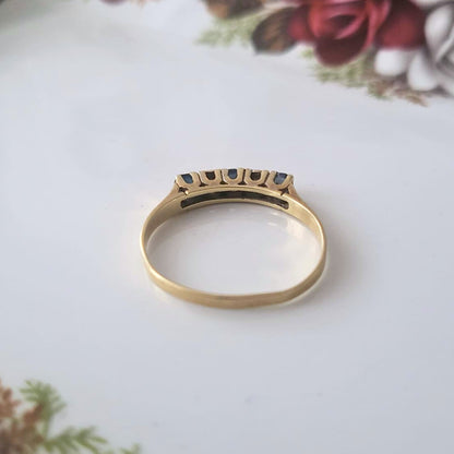 Vintage 14k gouden ring met saffier en diamantjes