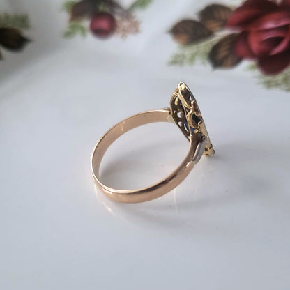 Antieke 14k gouden art deco ring met saffier