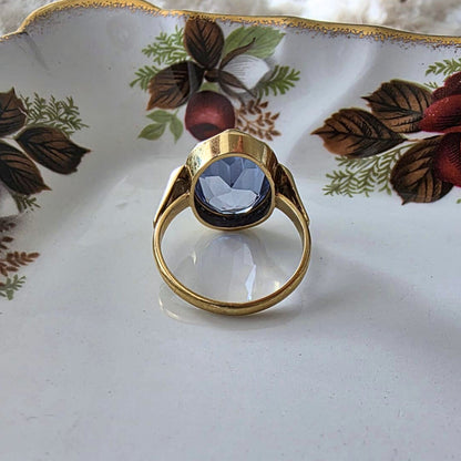 Vintage 14k gold ring with topaz