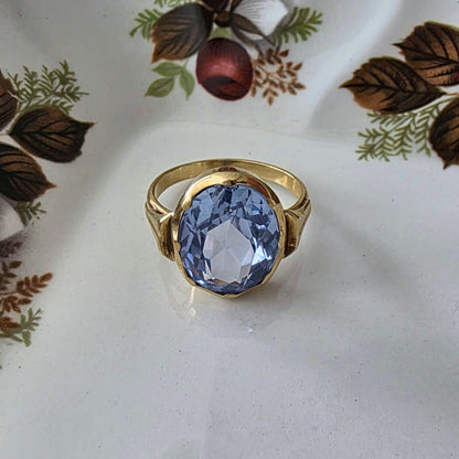 Vintage 14k gold ring with topaz