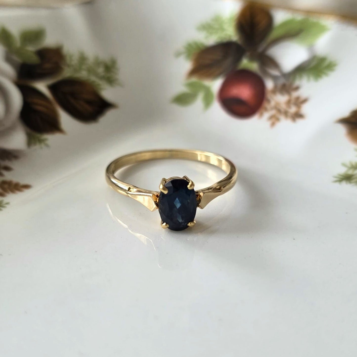 Vintage 14k gouden ring met petrol saffier