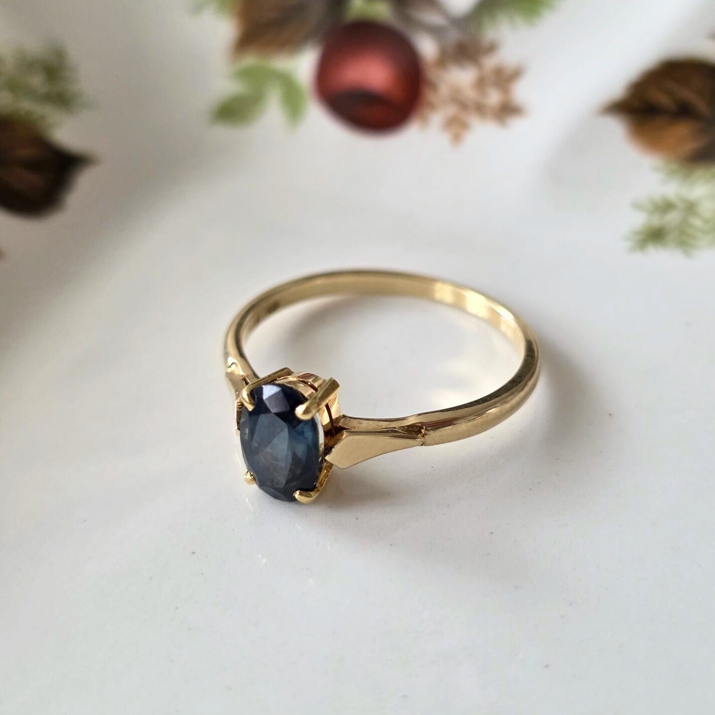 Vintage 14k gouden ring met petrol saffier