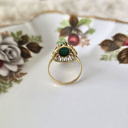 Vintage 14k gold ring with malachite