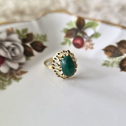 Vintage 14k gold ring with malachite