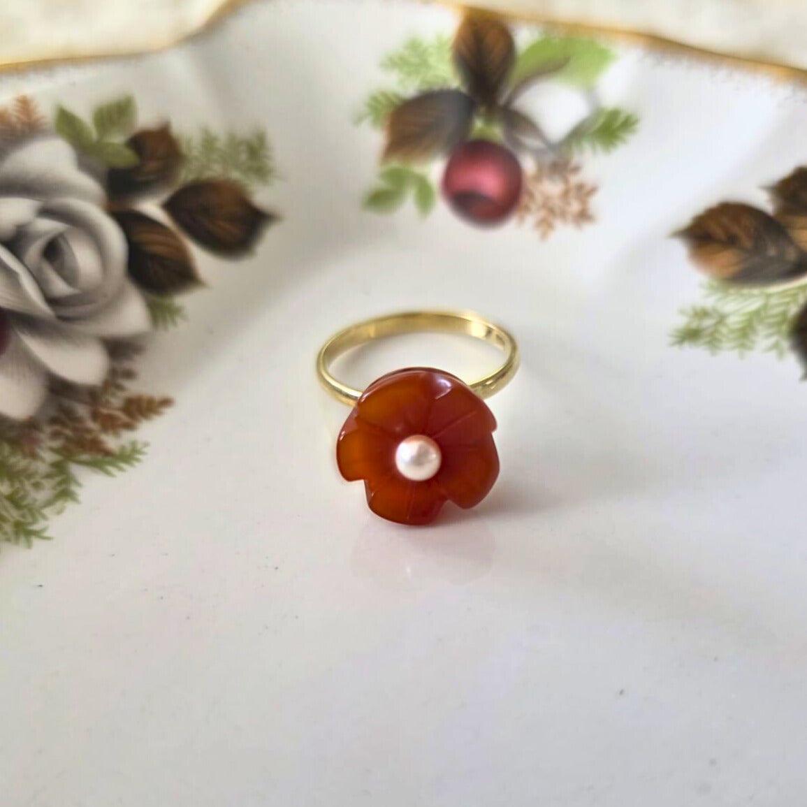 Vintage 14k gouden ring bloem carneool en parel