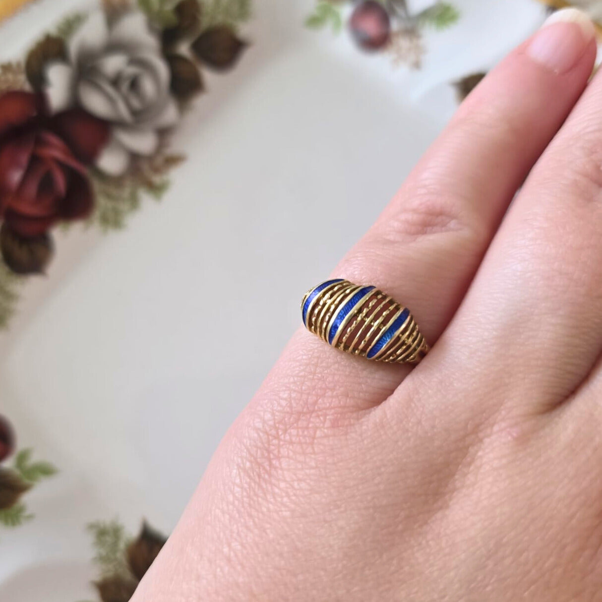 Vintage 14k gouden ring met blauwe emaille