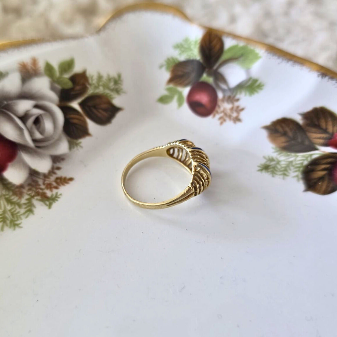 Vintage 14k gouden ring met blauwe emaille